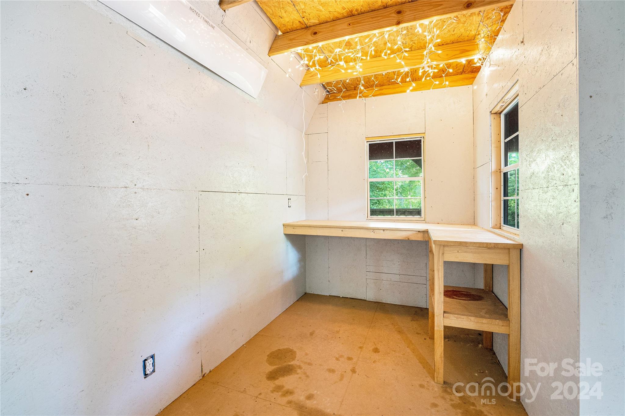 911 Jupiter Road Weaverville, NC 28787 - Photo 30 of 39 a view of room with window