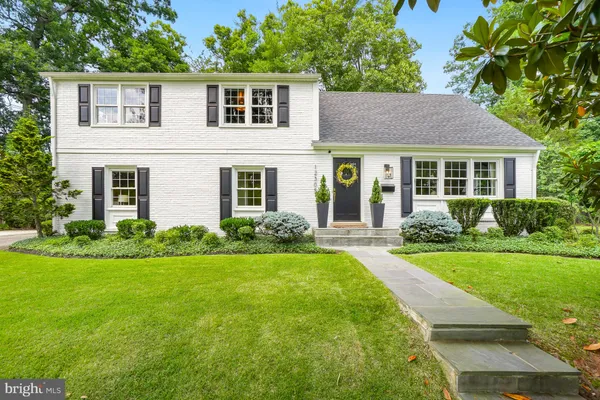 $1,075,000 | 12305 Captain Smith Court, Potomac, MD 20854