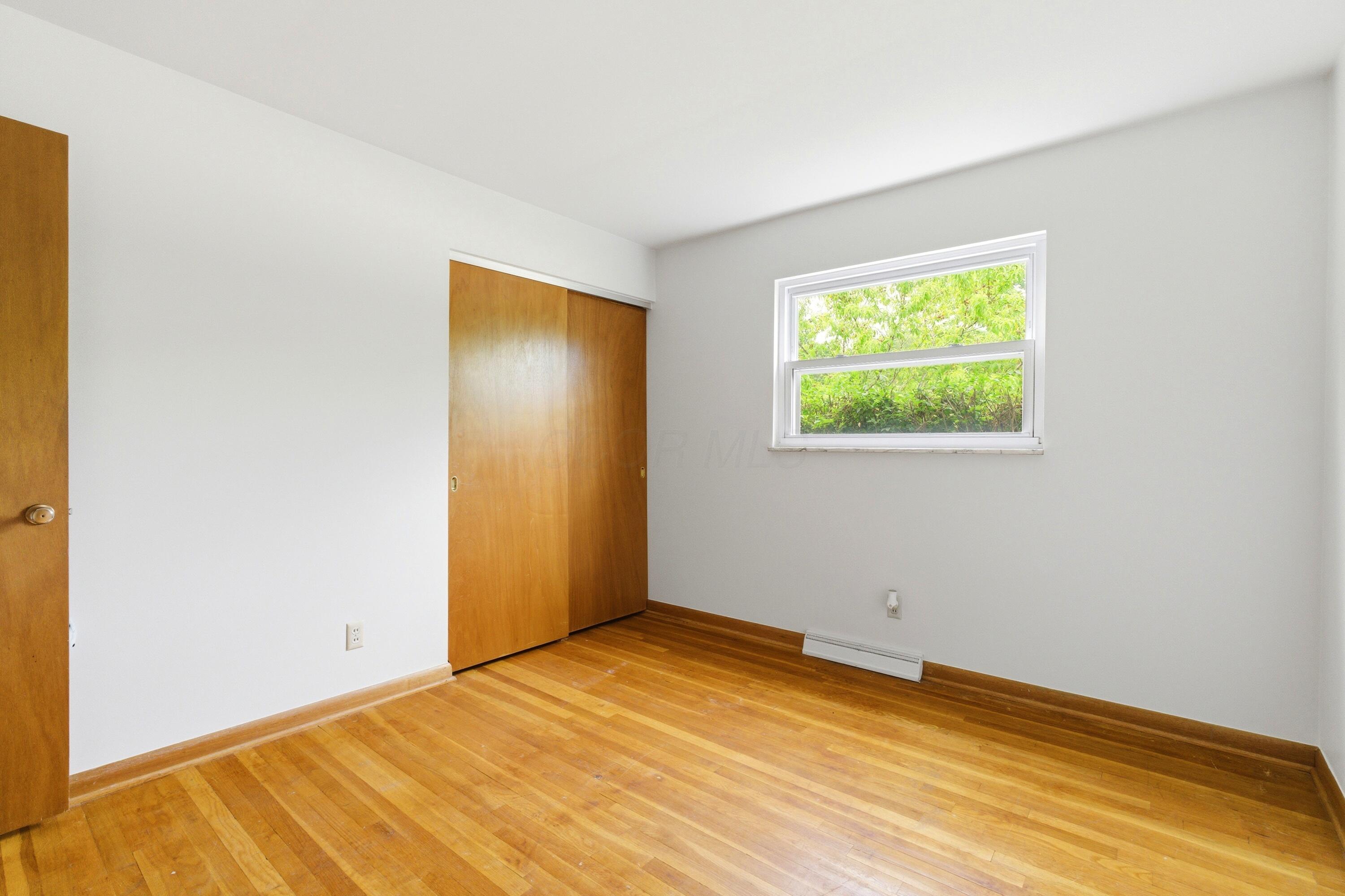 1461 Ridgeview Road Columbus, OH 43221 - Photo 32 of 48 Bedroom 3