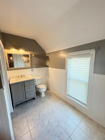 $345,000 | 225 Superior Boulevard, Wyandotte, MI 48192