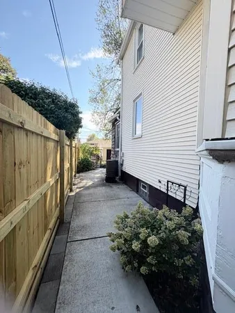 $299,500 | 225 Superior Boulevard, Wyandotte, MI 48192