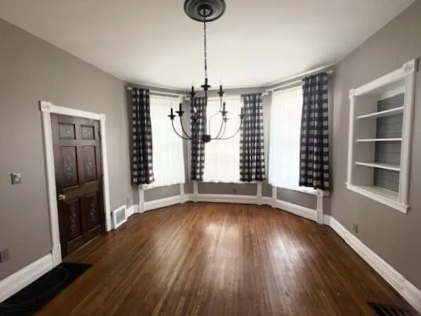 $299,500 | 225 Superior Boulevard, Wyandotte, MI 48192