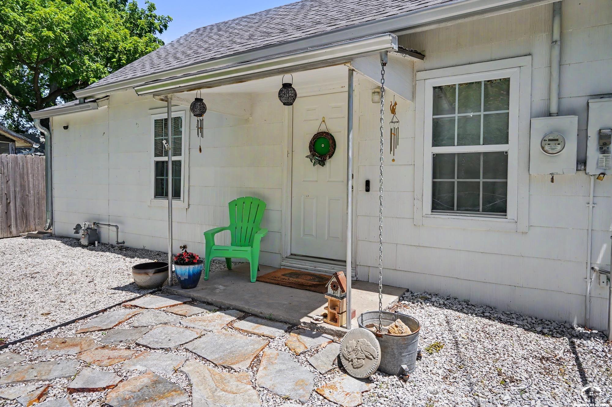 630 North 5th Street Lawrence, KS 66044 - Photo 6 of 40