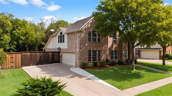 $589,900 | 3905 Park Wood Drive, Corinth, TX 76208