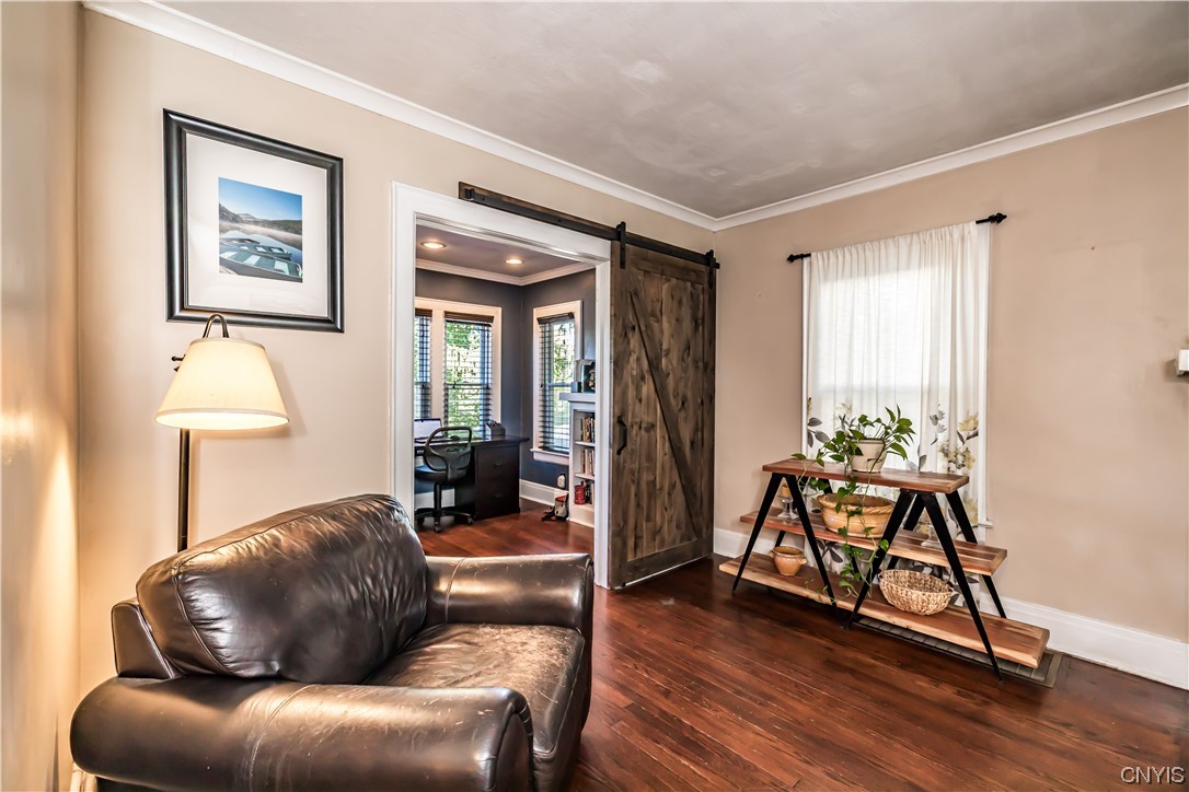 205 Carlton Road Syracuse, NY 13207 - Photo 11 of 45