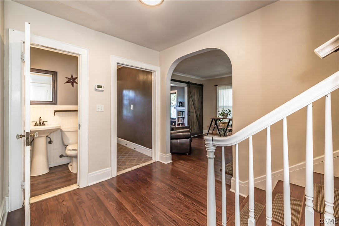 205 Carlton Road Syracuse, NY 13207 - Photo 14 of 45