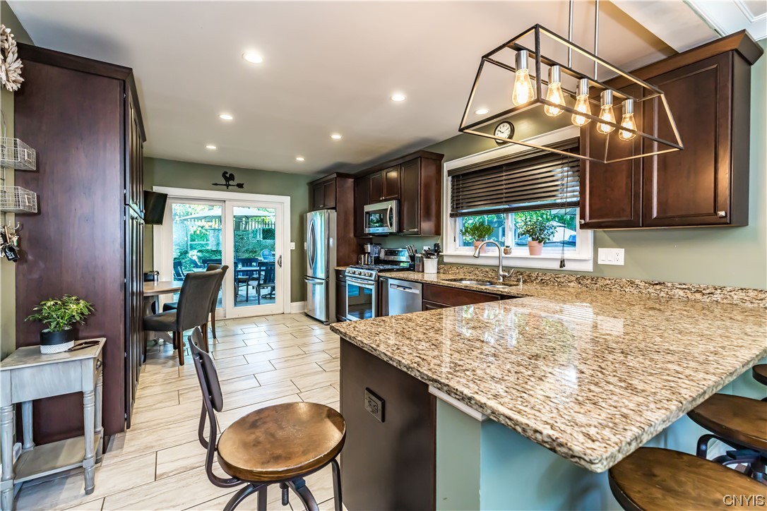 205 Carlton Road Syracuse, NY 13207 - Photo 15 of 45