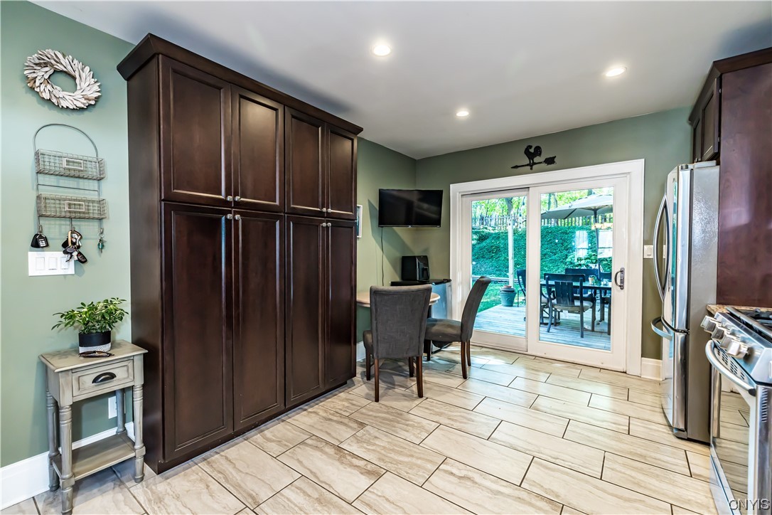 205 Carlton Road Syracuse, NY 13207 - Photo 21 of 45