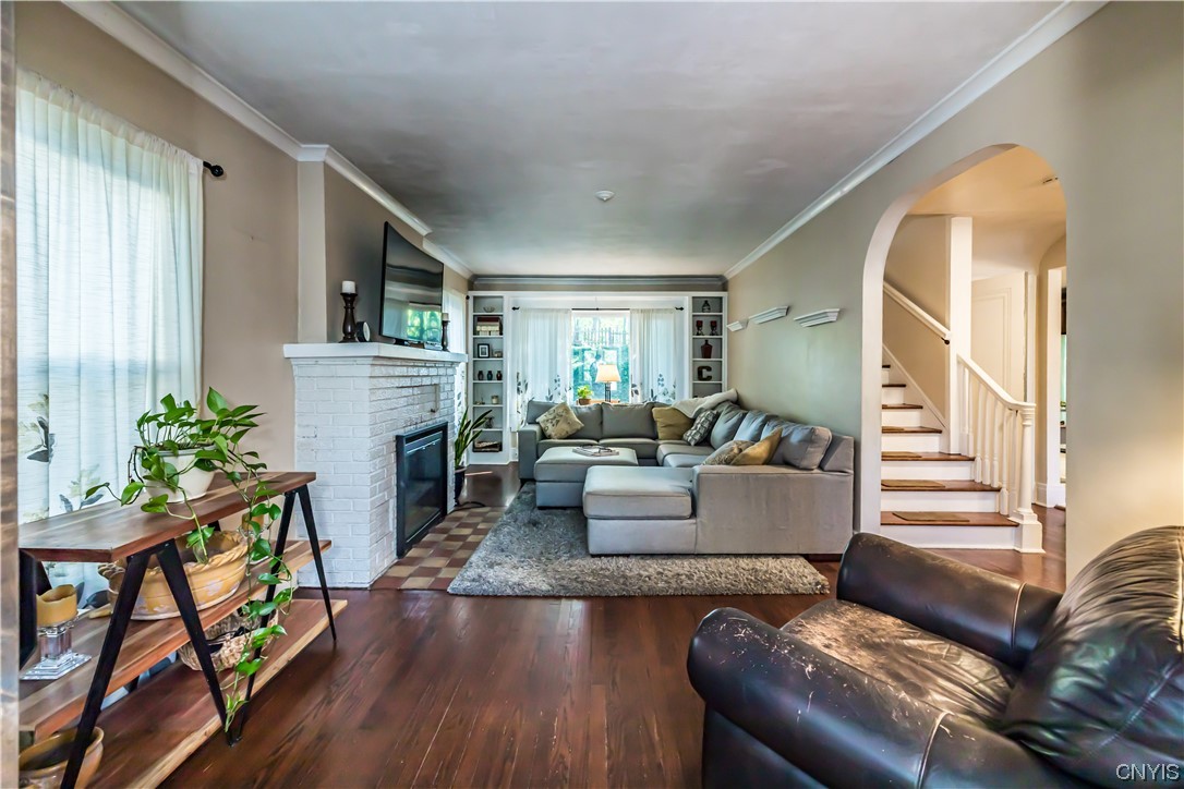 205 Carlton Road Syracuse, NY 13207 - Photo 6 of 45