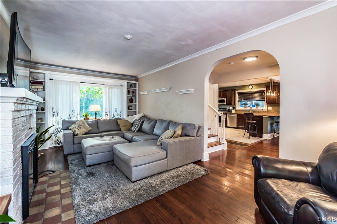 205 Carlton Road Syracuse, NY 13207 - Photo 7 of 45