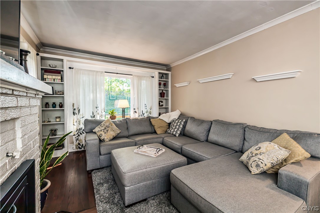 205 Carlton Road Syracuse, NY 13207 - Photo 9 of 45