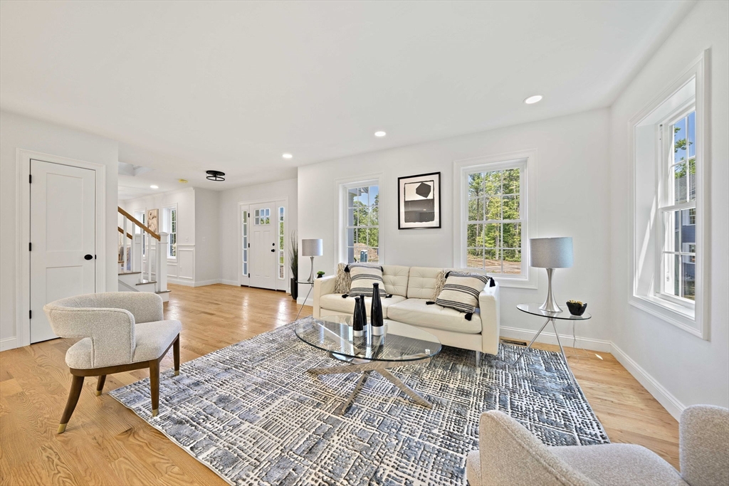 5 Clarendon Holbrook, MA 02343 - Photo 12 of 40