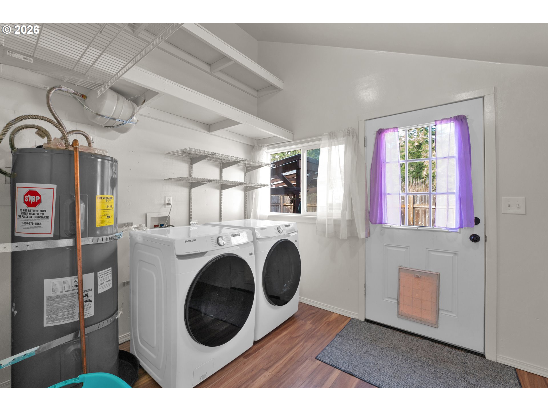 37727 Row River Road Dorena, OR 97434 - Photo 17 of 26