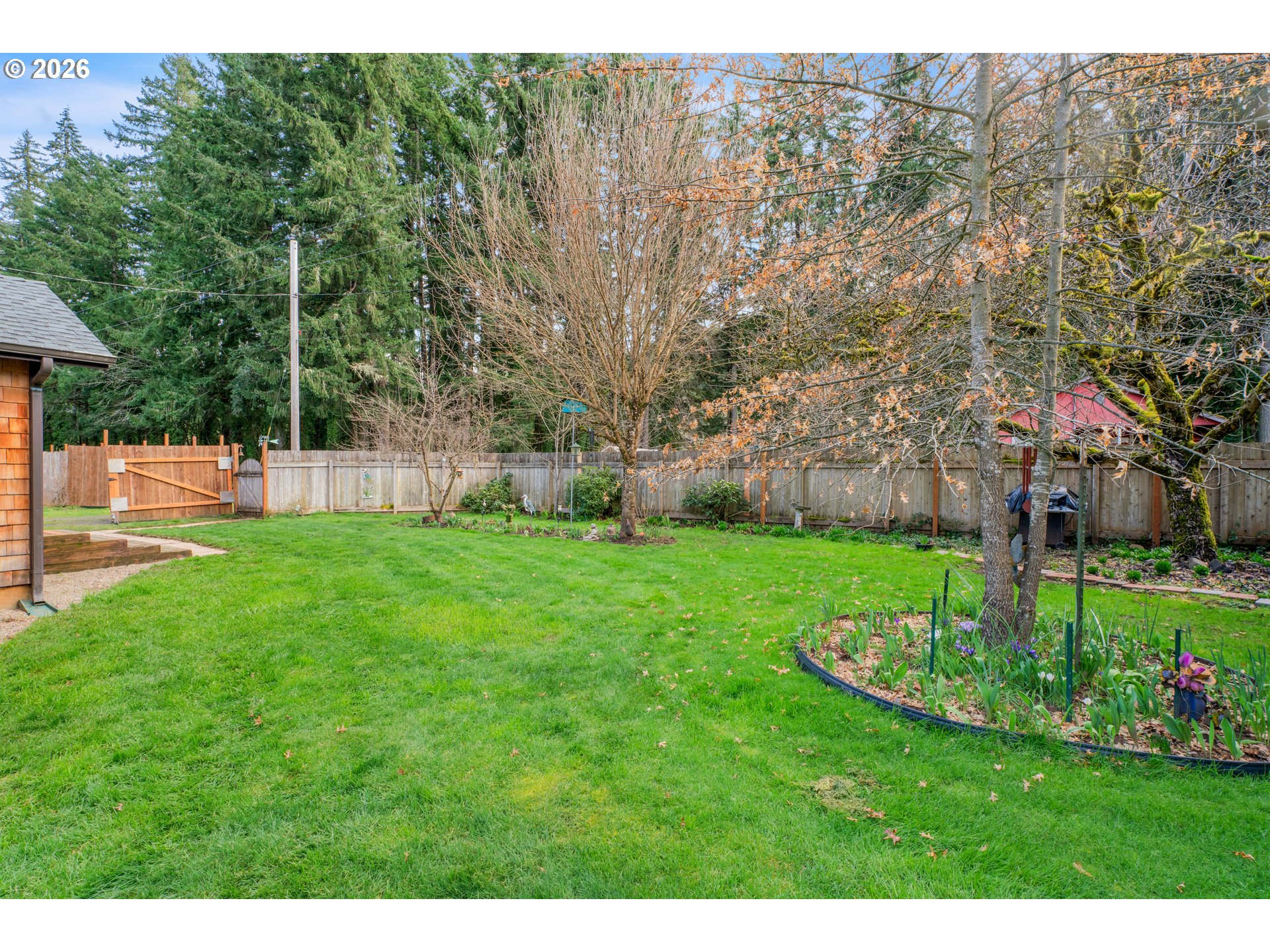 37727 Row River Road Dorena, OR 97434 - Photo 18 of 26