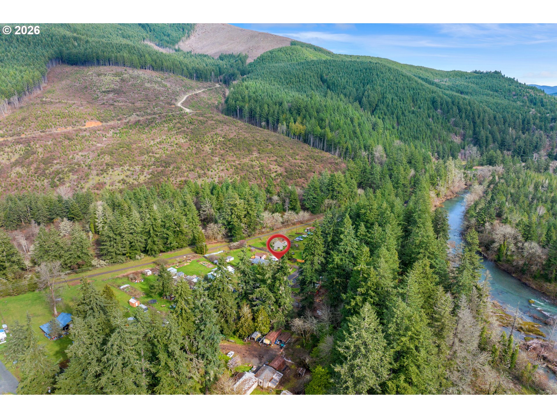 37727 Row River Road Dorena, OR 97434 - Photo 4 of 26