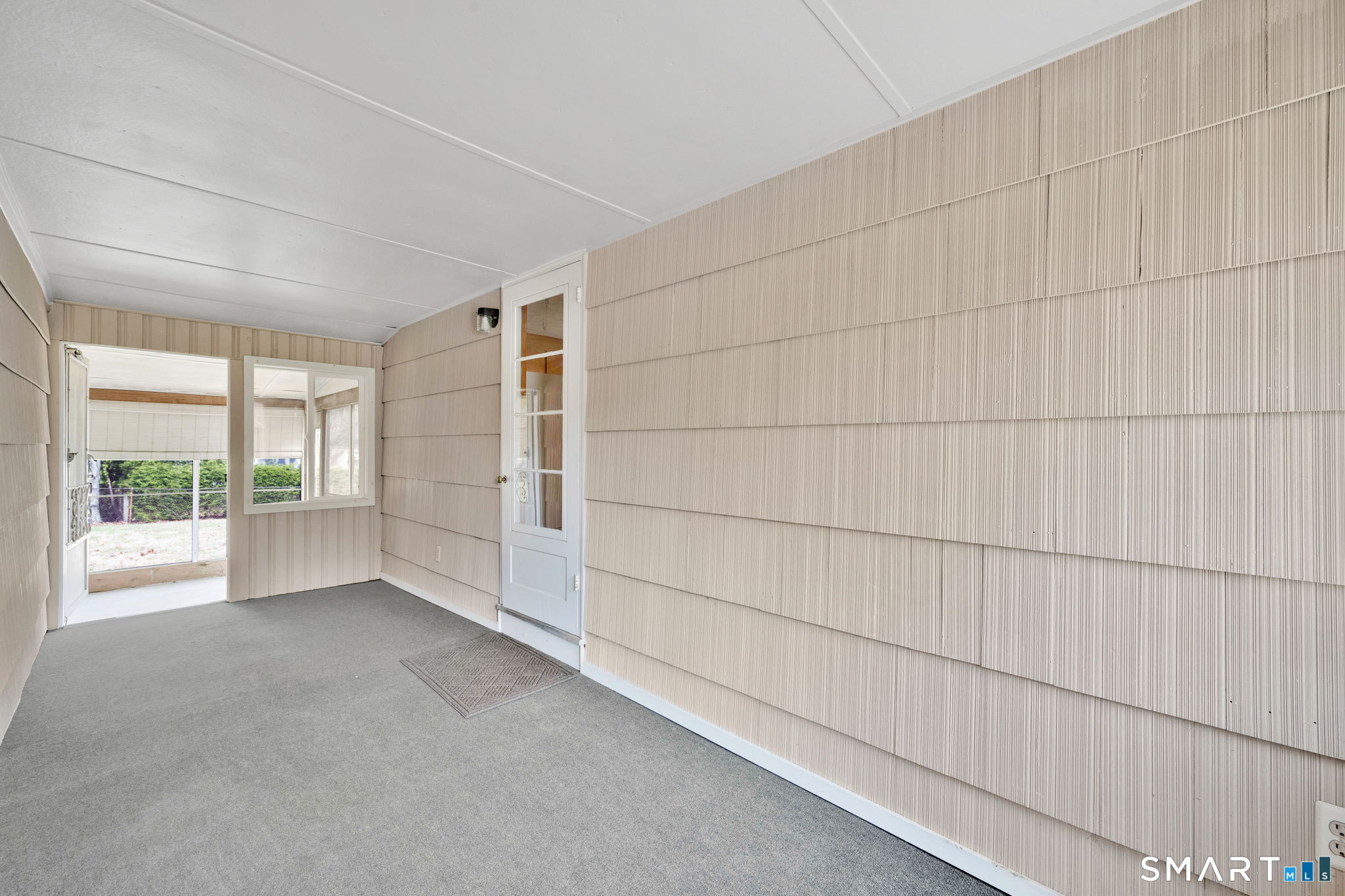 21 Light Street Enfield, CT 06082 - Photo 21 of 33