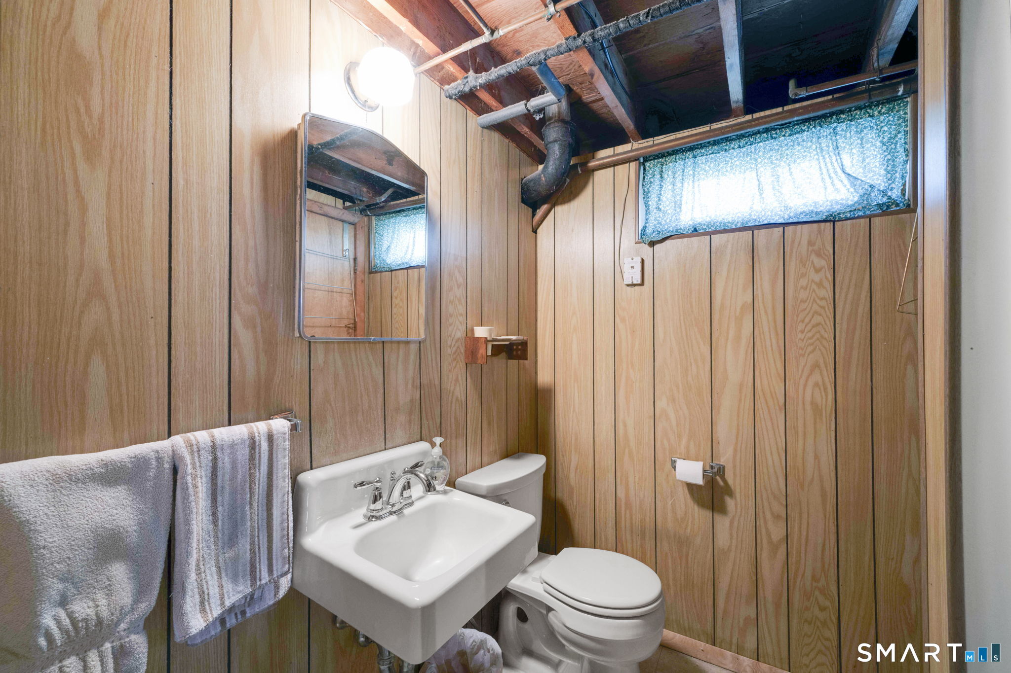 21 Light Street Enfield, CT 06082 - Photo 30 of 33