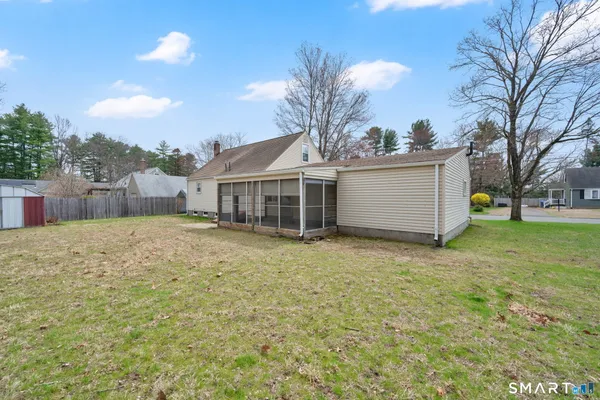 $339,900 | 21 Light Street, Enfield, CT 06082