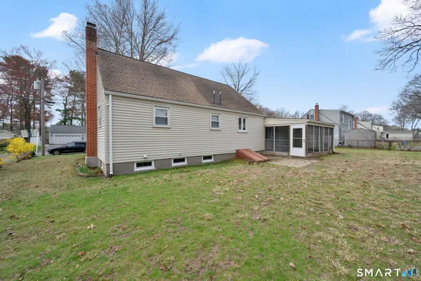 $339,900 | 21 Light Street, Enfield, CT 06082