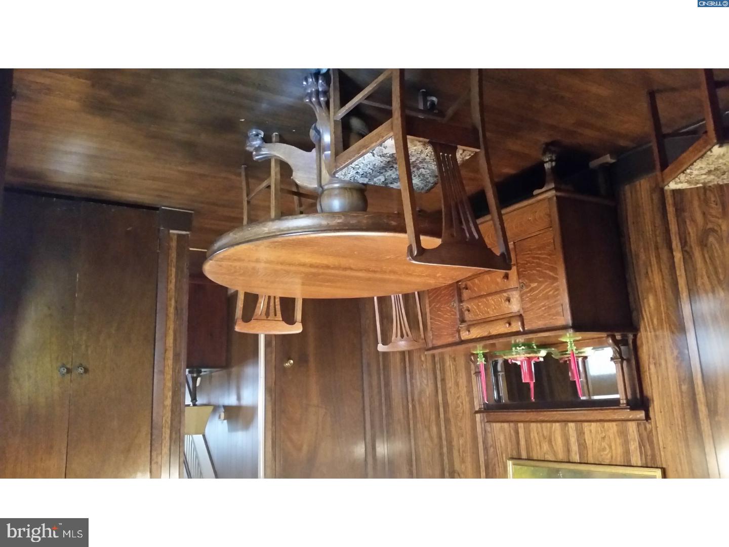 348 Barclay Street Burlington, NJ 08016 - Photo 6 of 14 Dining Room