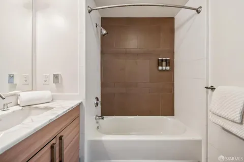 $699,000 | 555 4th Street, Unit 926, San Francisco, CA 94107