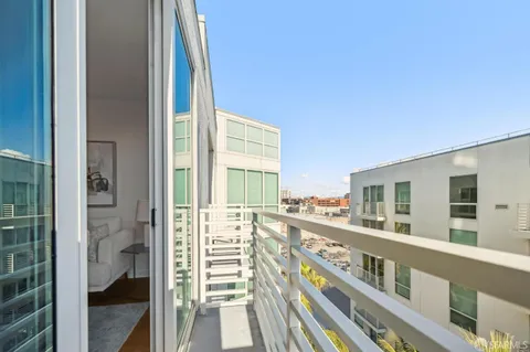 $699,000 | 555 4th Street, Unit 926, San Francisco, CA 94107