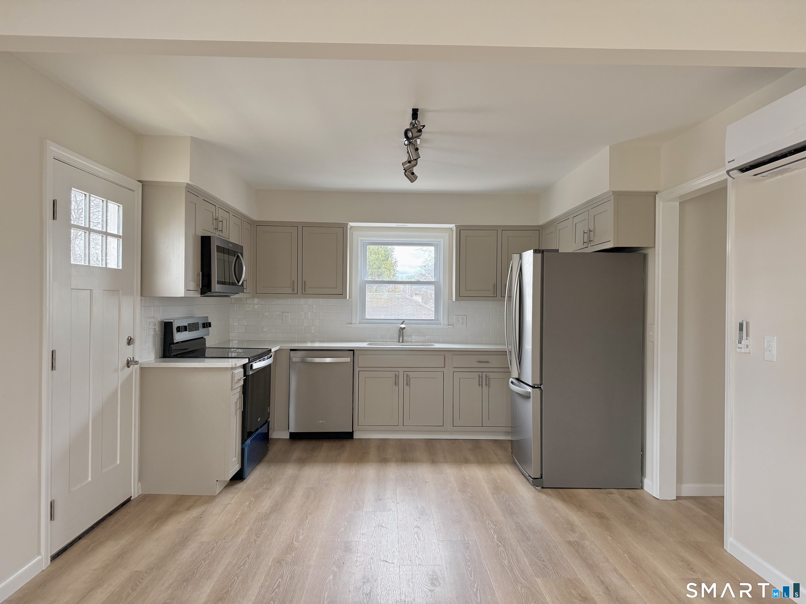 194 High Ridge Avenue, Unit 1 Ridgefield, CT 06877 - Photo 5 of 11