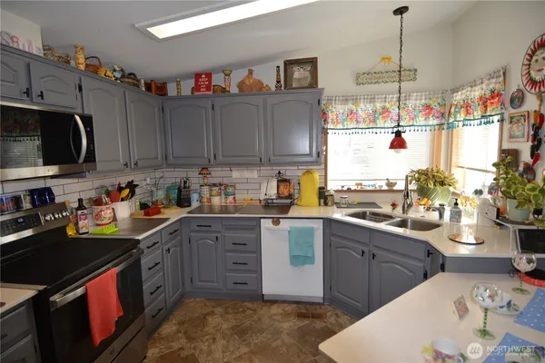 $375,000 | 440 West Inlet Lane, Sequim, WA 98382
