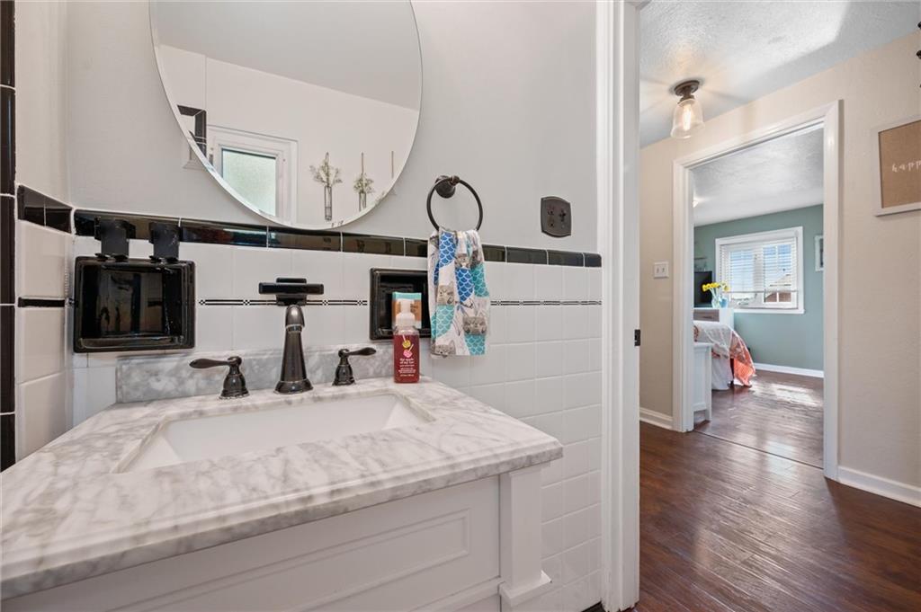 140 Rolshouse Road Pittsburgh, PA 15237 - Photo 16 of 29 Gallery Image 16