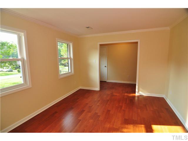 2800 Darrow Road Durham, NC 27704 - Photo 4 of 25 Gallery Image 4