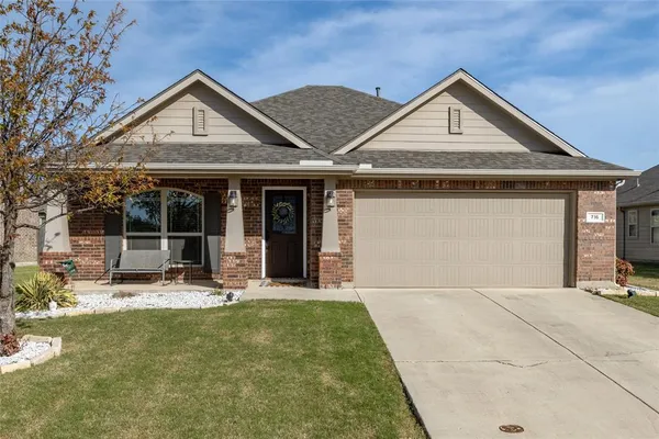 $329,000 | 716 Salida Road, Fort Worth, TX 76052