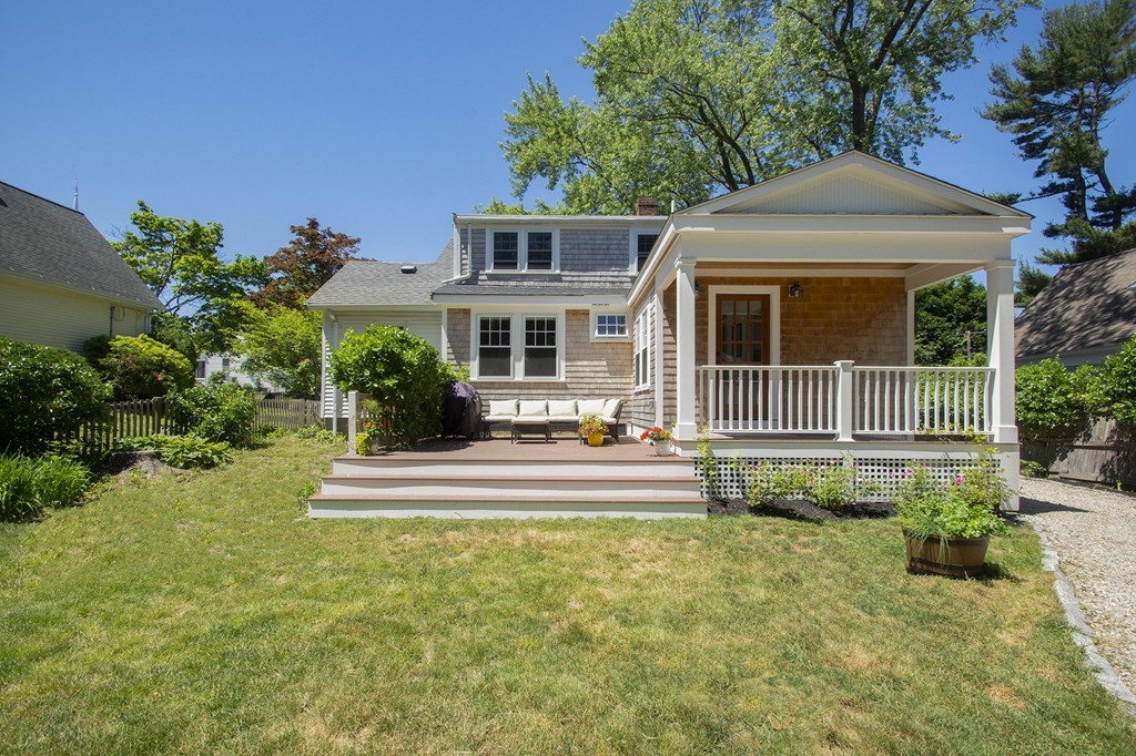386 Country Way Scituate, MA 02066 - Photo 3 of 30