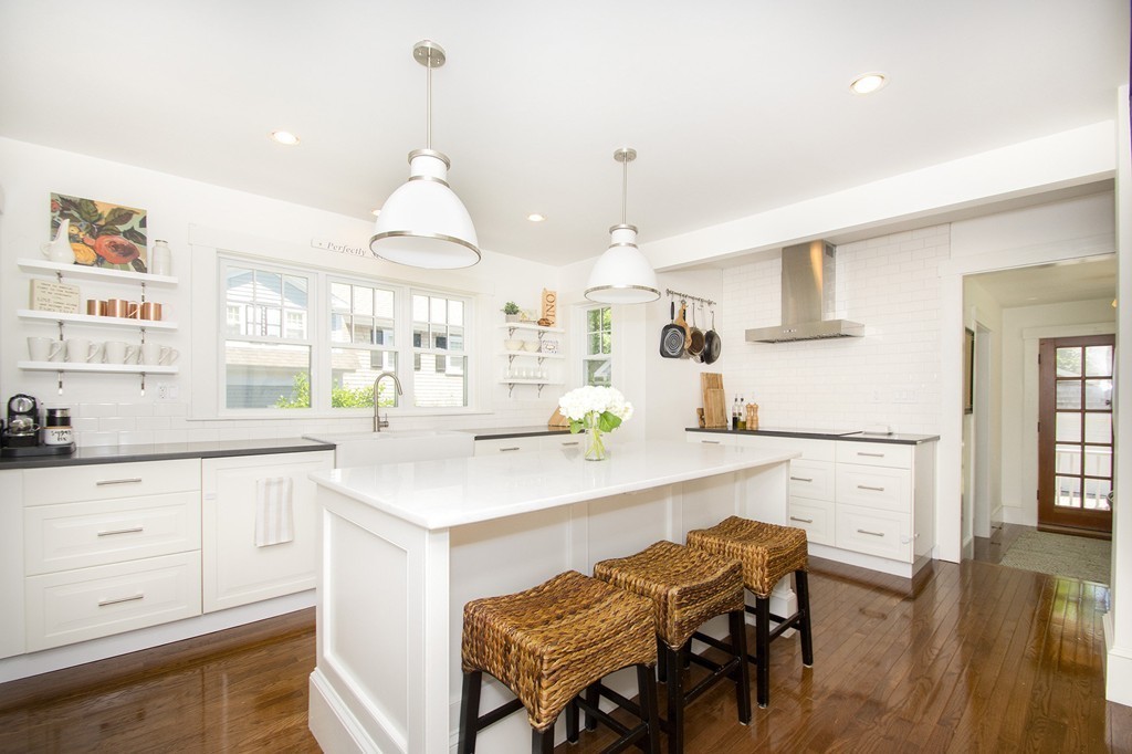 386 Country Way Scituate, MA 02066 - Photo 6 of 30