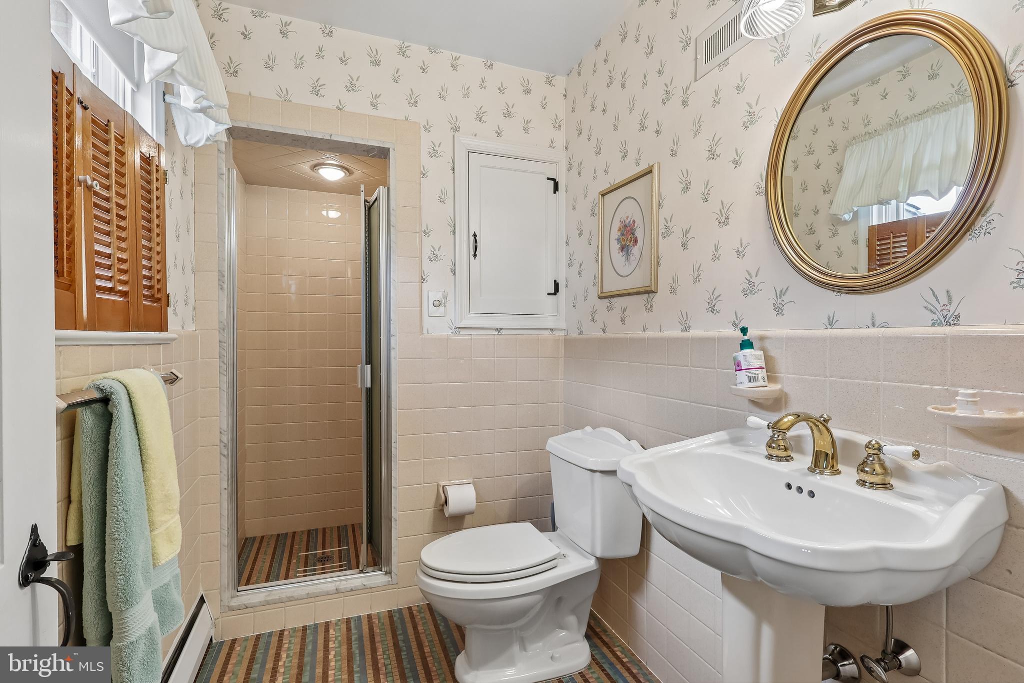 983 Palmers Mill Road Media, PA 19063 - Photo 23 of 83 First Floor full bath