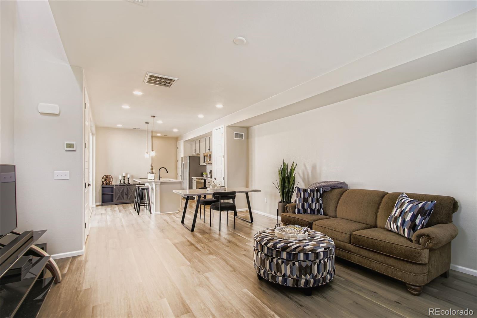 5240 Routt Court, Unit B Arvada, CO 80002 - Photo 7 of 31