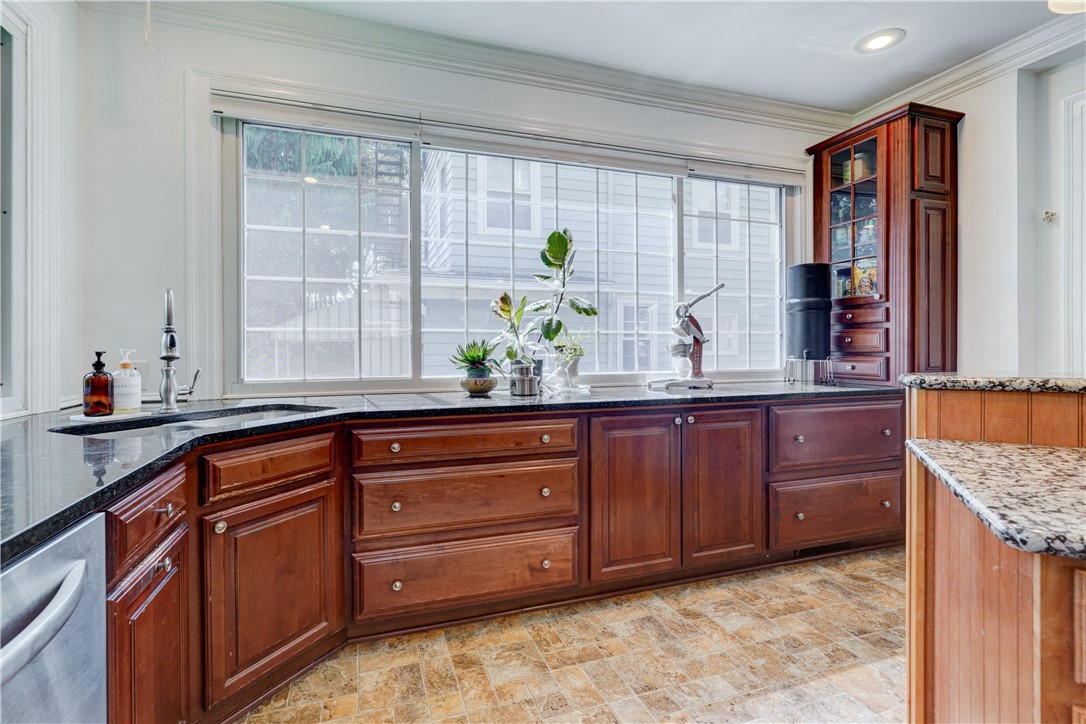 18 Sibley Place Rochester, NY 14607 - Photo 23 of 41 Gallery Image 23