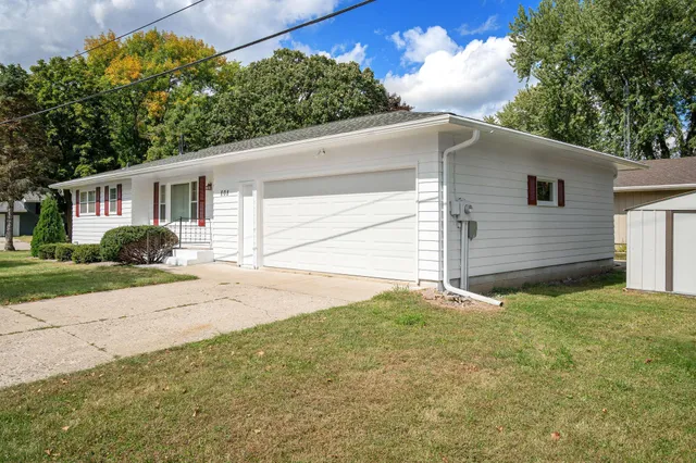 $229,500 | 808 Cherry Street, Owatonna, MN 55060
