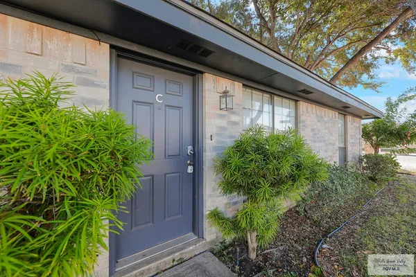 $1,500 | 1604 Avocet Avenue, Unit C, McAllen, TX 78504