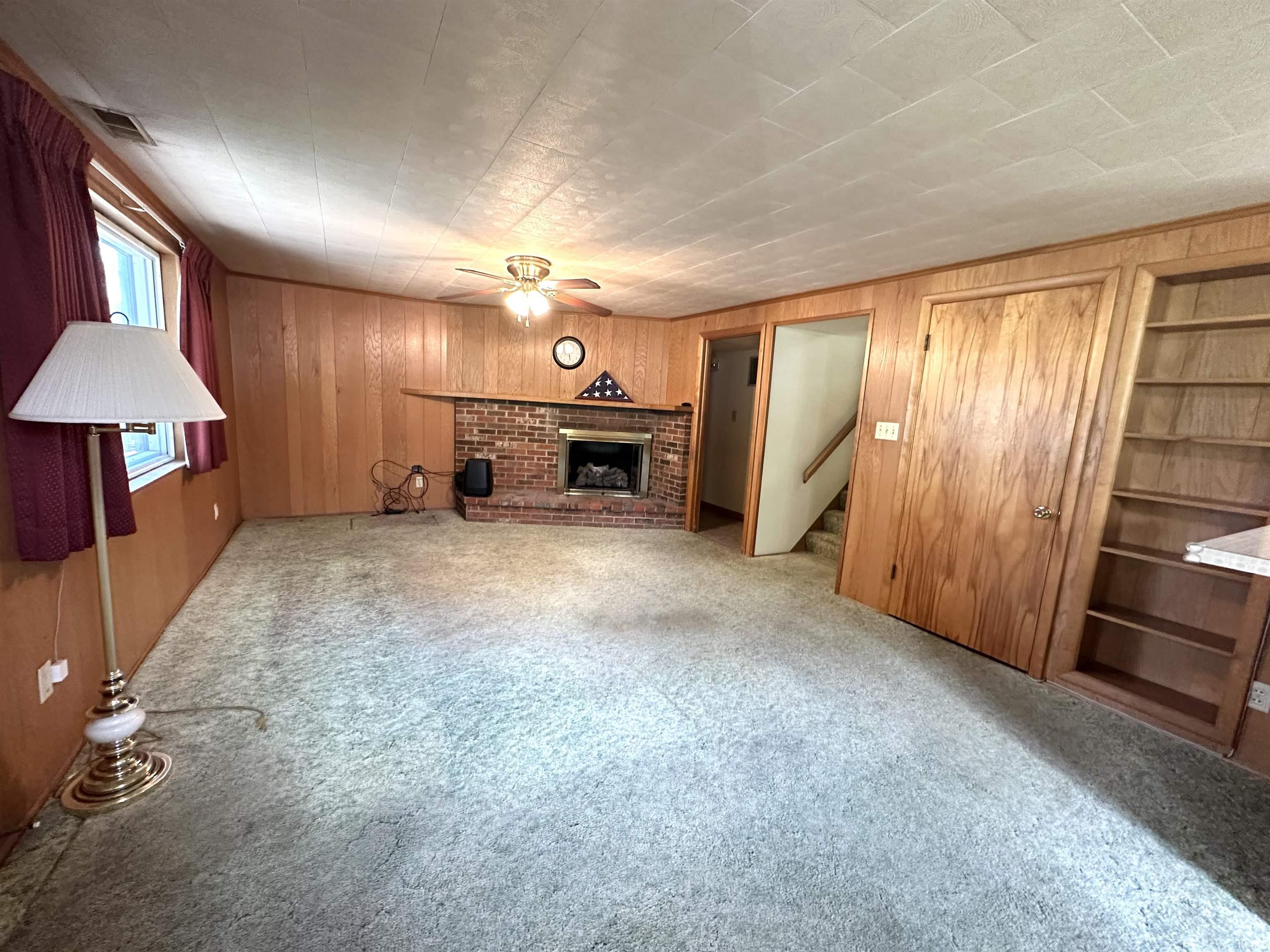 2203 East Lake Road Princeton, IN 47670 - Photo 15 of 33 Gallery Image 15
