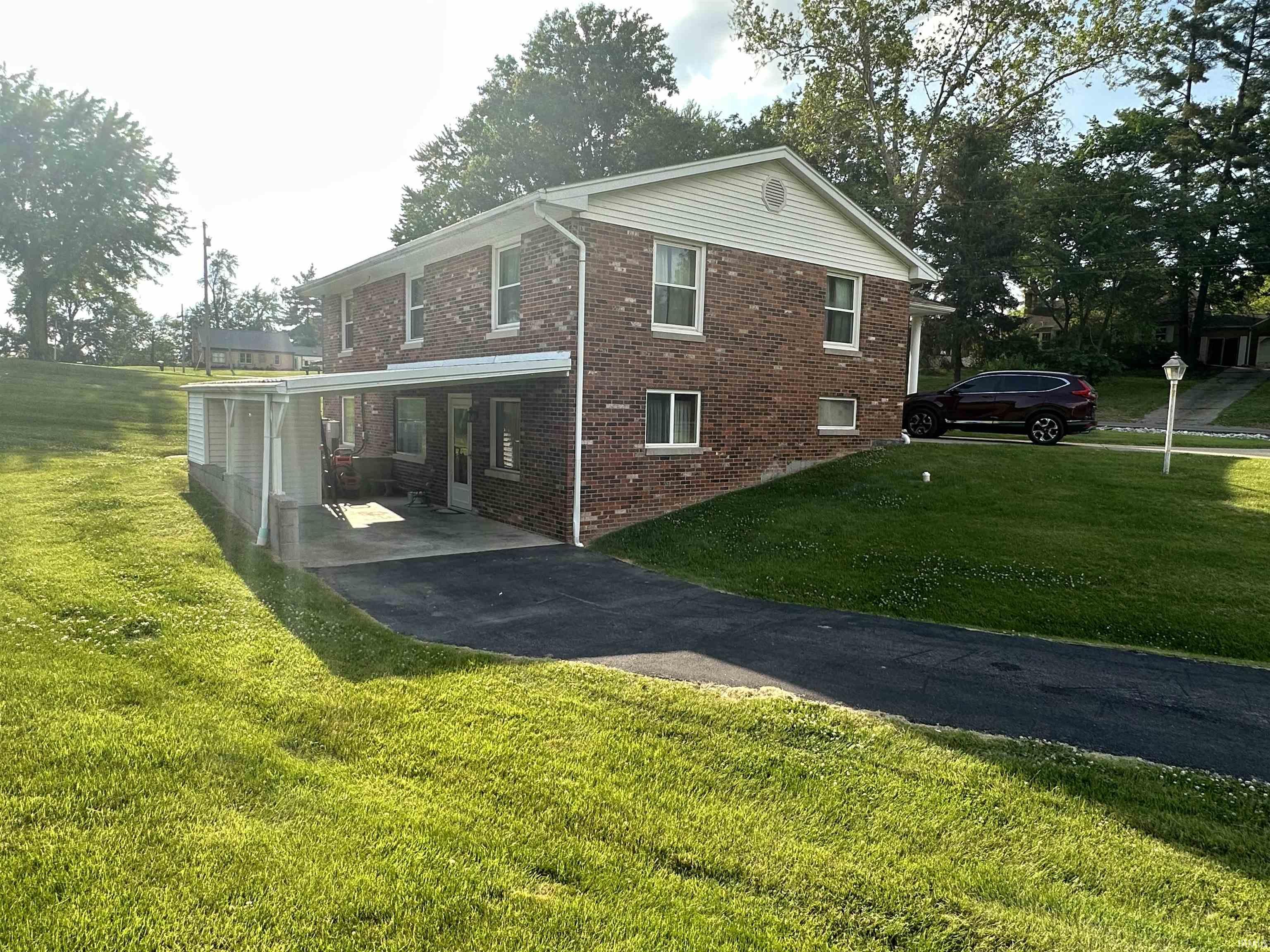 2203 East Lake Road Princeton, IN 47670 - Photo 26 of 33 Gallery Image 26