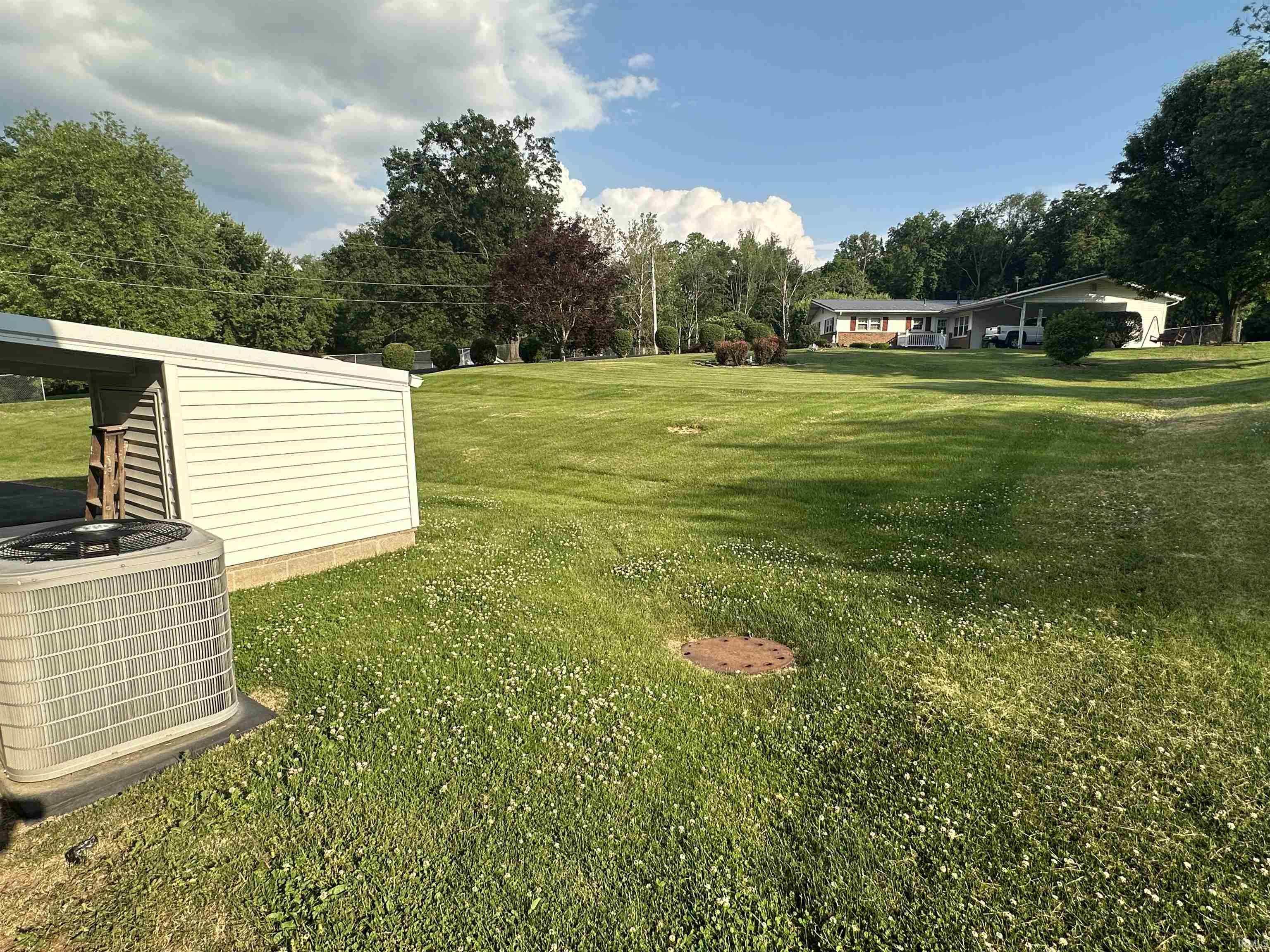 2203 East Lake Road Princeton, IN 47670 - Photo 31 of 33 Gallery Image 31