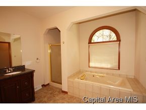 504 Clipper Road Springfield, IL 62711 - Photo 15 of 20