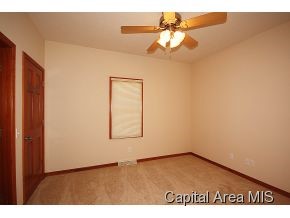 504 Clipper Road Springfield, IL 62711 - Photo 17 of 20