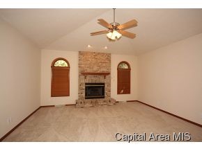 504 Clipper Road Springfield, IL 62711 - Photo 8 of 20