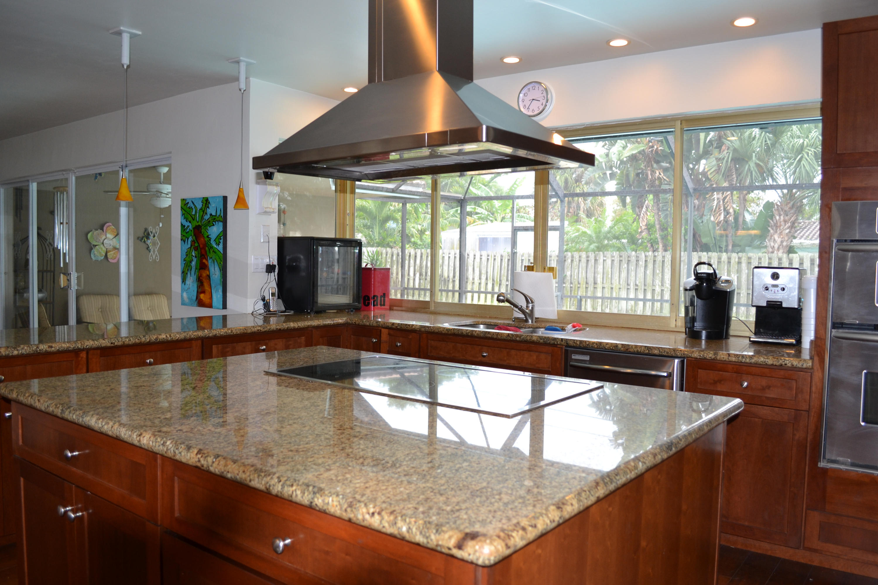 818 West Camino Real Boca Raton, FL 33486 - Photo 12 of 30 12_Kitchen