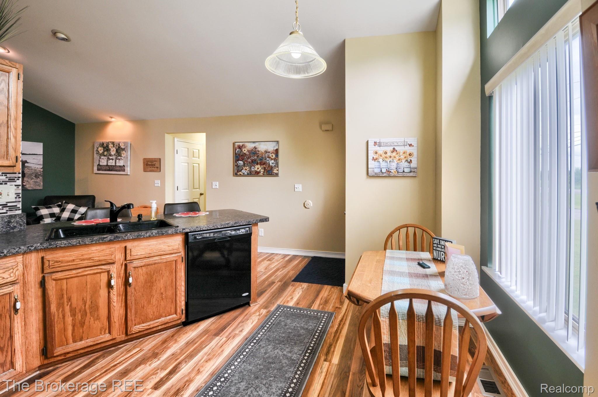 3180 South Irish Road Davison, MI 48423 - Photo 5 of 37 SD3_9525-HDR(5).jpg