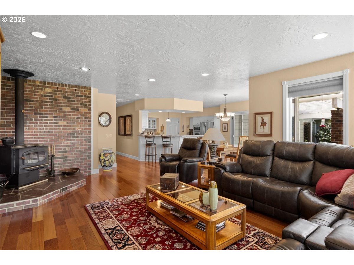 1791 Scotts Valley Road Yoncalla, OR 97499 - Photo 16 of 48