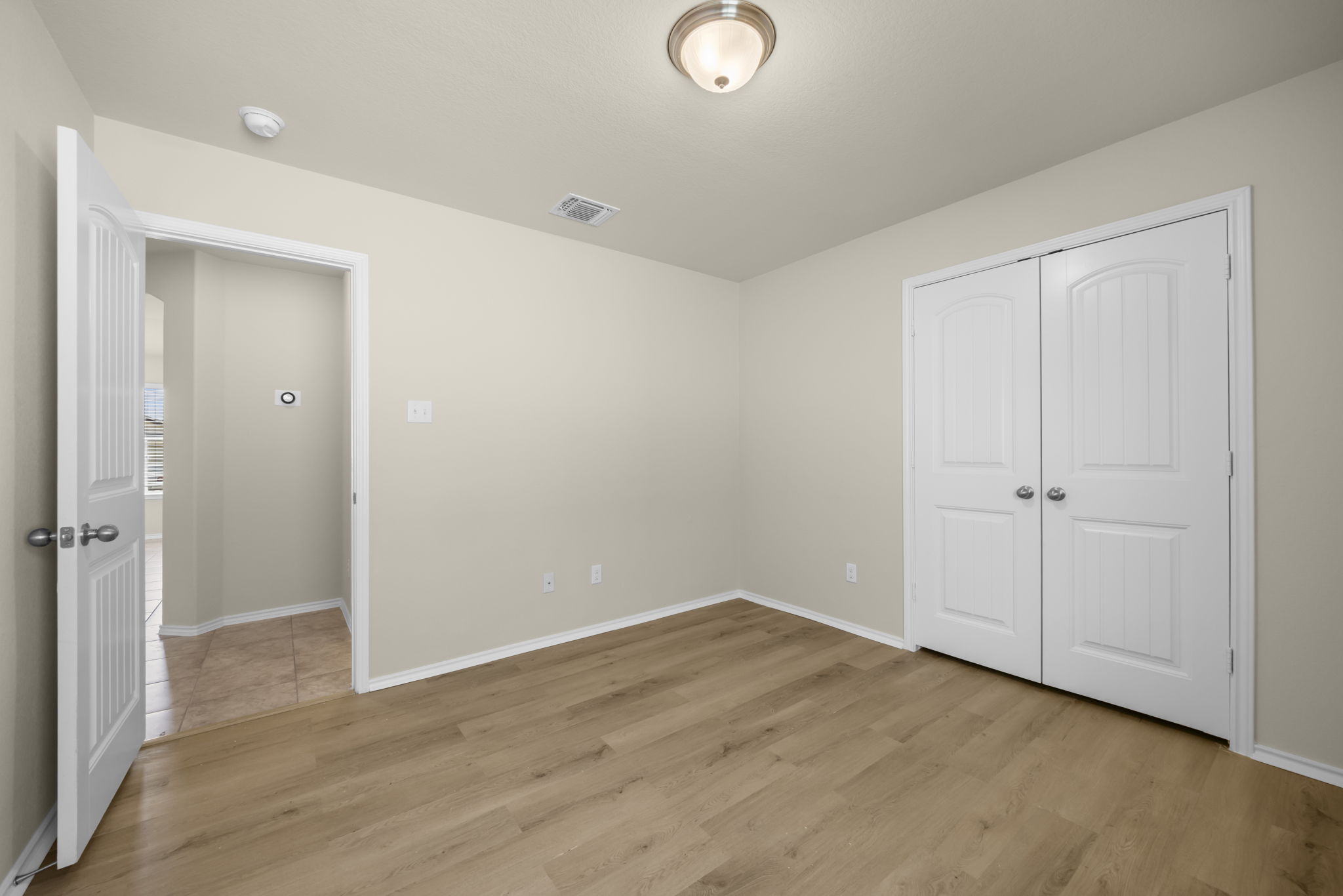 101 Plata Lane Jarrell, TX 76537 - Photo 11 of 27 a view of room