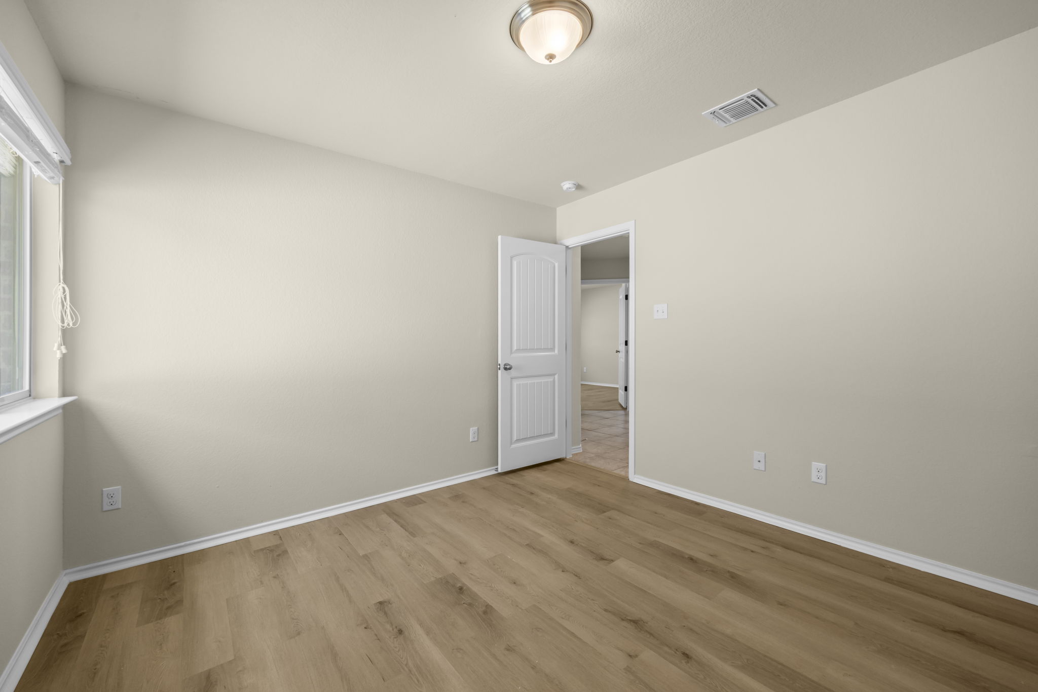 101 Plata Lane Jarrell, TX 76537 - Photo 13 of 27 a view of an empty room