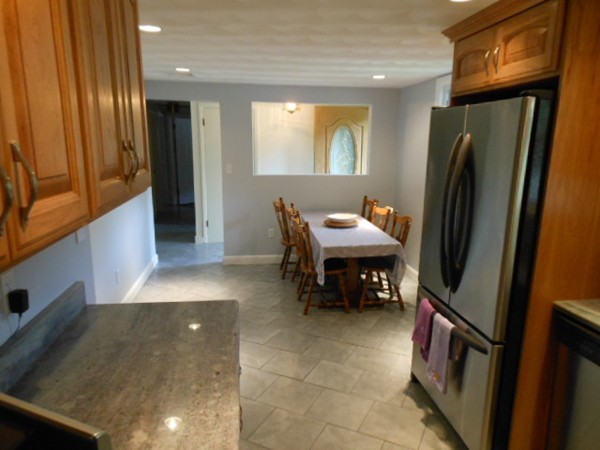49 Lyndon Road Sharon, MA 02067 - Photo 4 of 16